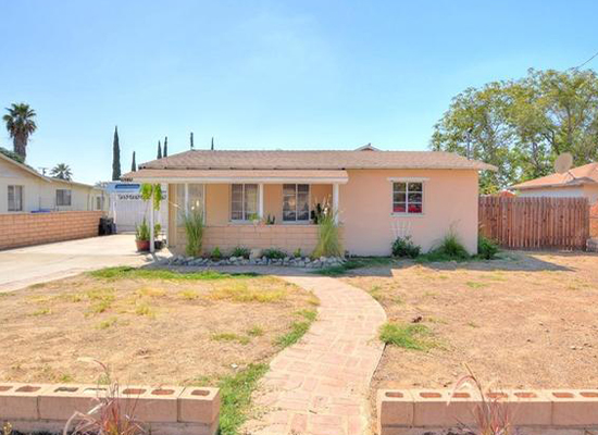 15215-Hibiscus-Ave-Fontana-CA-92335.jpg-Sold-By-Sims